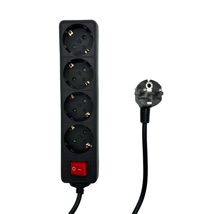 MicroConnect 4-vägs Schuko Uttag på/av-knapp 5M Svart