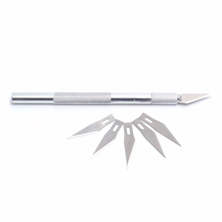 CoreParts Scalpel / knife for cutting.